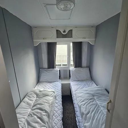 Golden Anchor 8B9 Caravan Park Holiday Home Chapel Saint Leonards Exterior photo