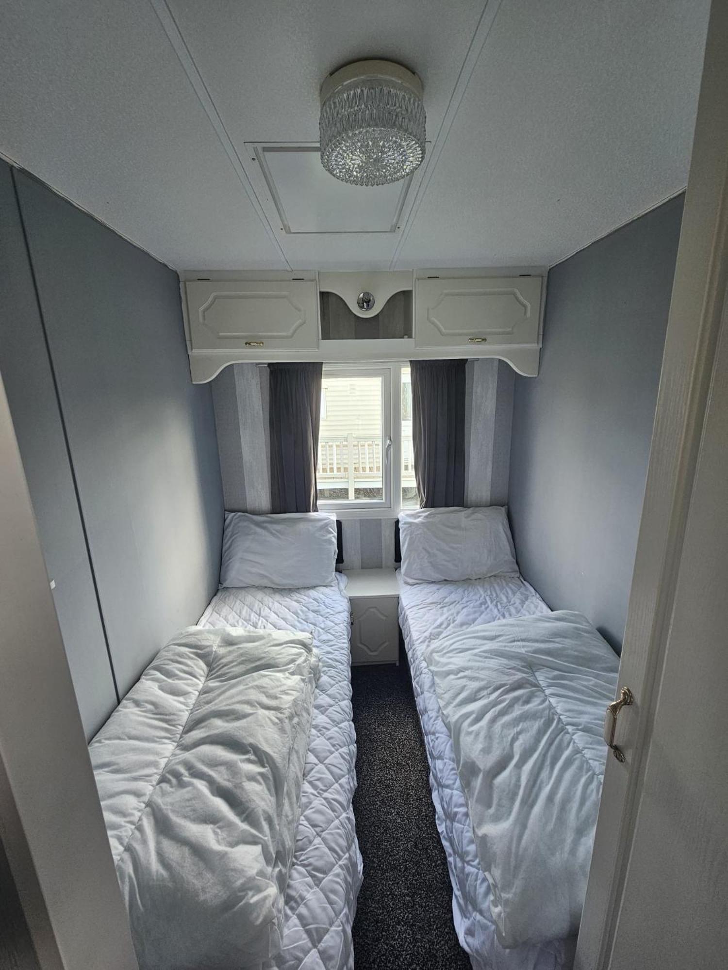 Golden Anchor 8b9 Holiday home